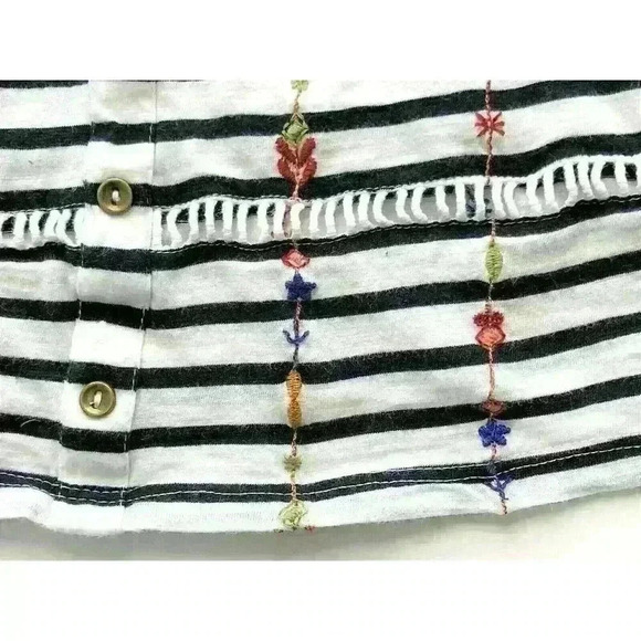 Lucky Brand womens cropped top XS elastic scoop neck cap sleeve embroidered - Picture 5 of 8